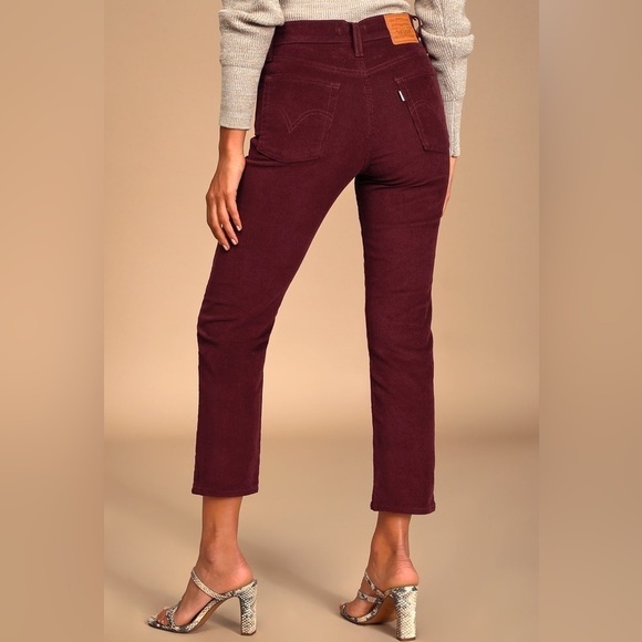 LEVI’S Wedgie Fit Corduroy Straight-Leg Cropped Pants Burgundy - Picture 4 of 13
